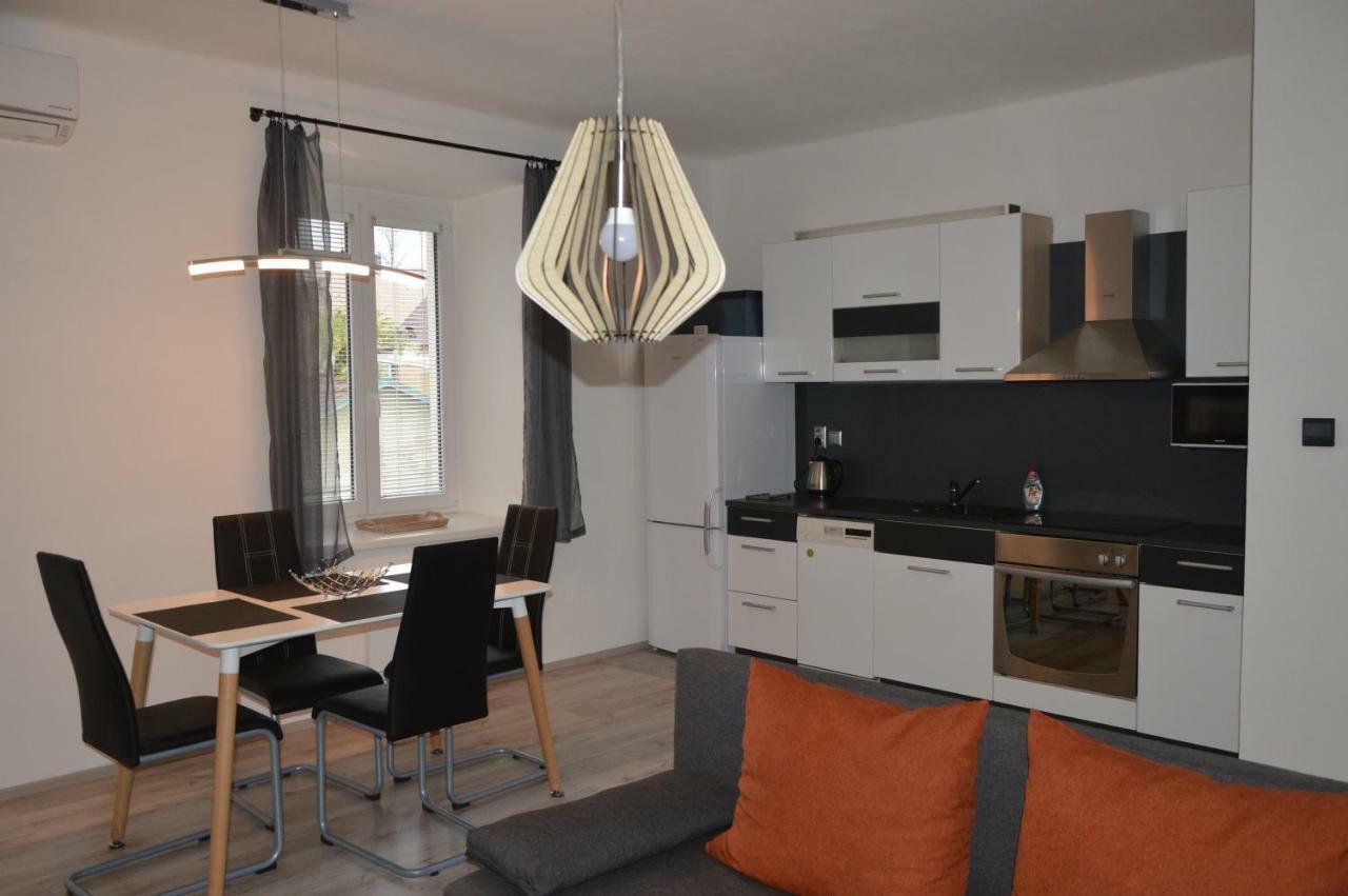 Apartmanovy Byt Třeboň Eksteriør bilde
