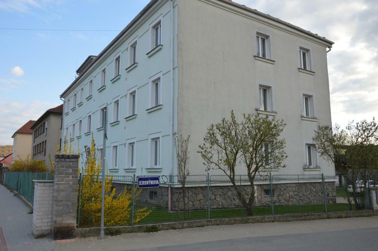 Apartmanovy Byt Třeboň Eksteriør bilde